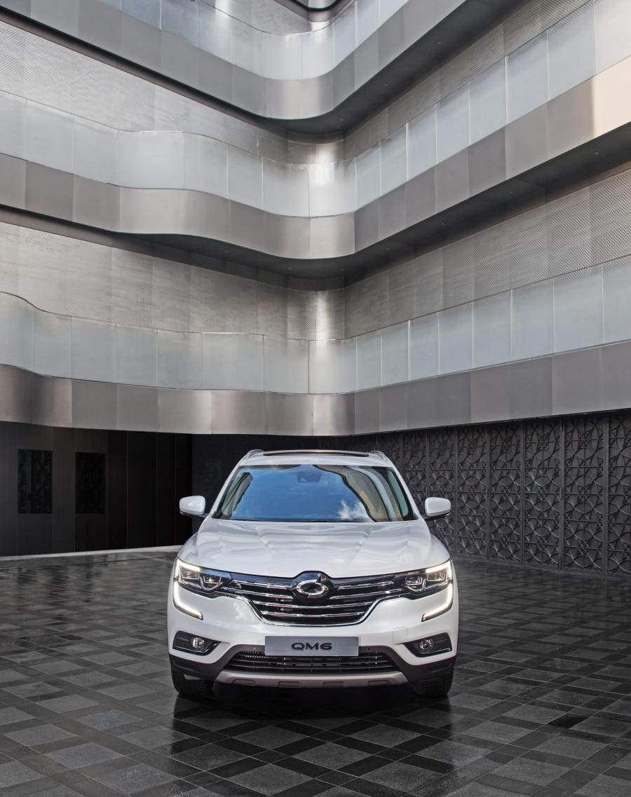  Samsung QM6 (HZG) 2016 года  (фото 5 из 19)